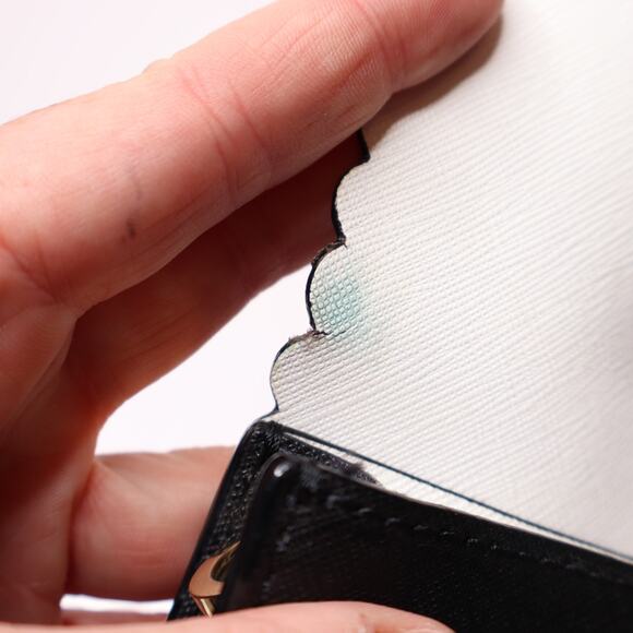 KATE SPADE Cape Drive Jettie Scalloped Black Leather Crossbody Bag Adjustable - Picture 10 of 11